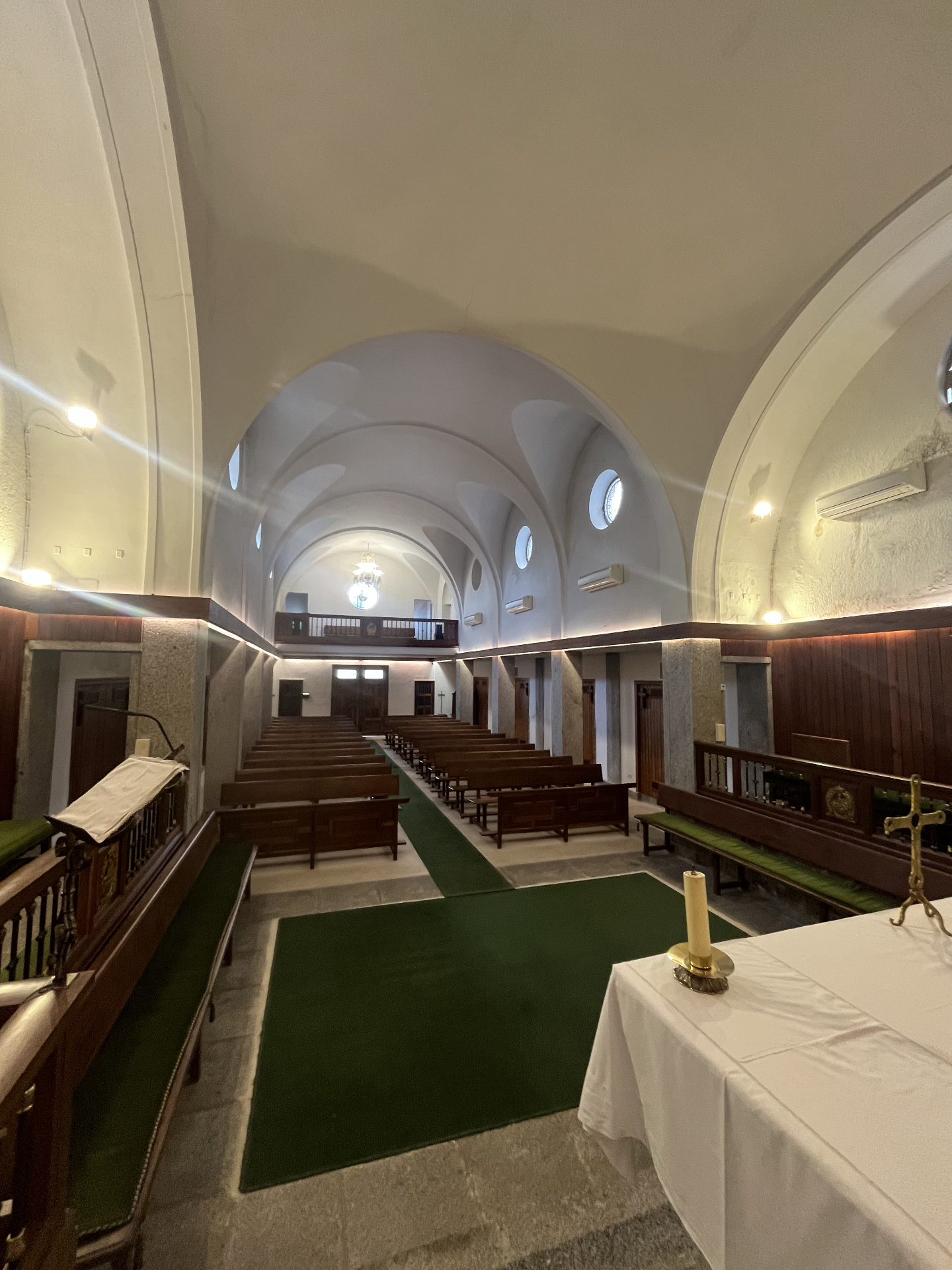 Nave central vista desde el altar