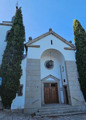 Fachada frontal de la Capilla
